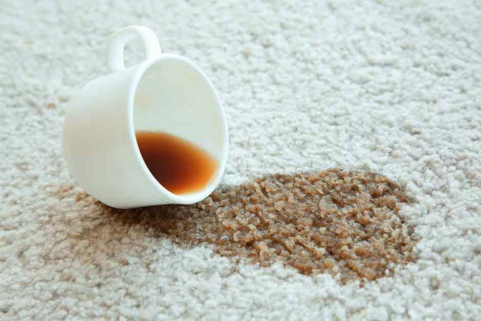 Çay Lekesi Halıdan Nasıl Çıkar?